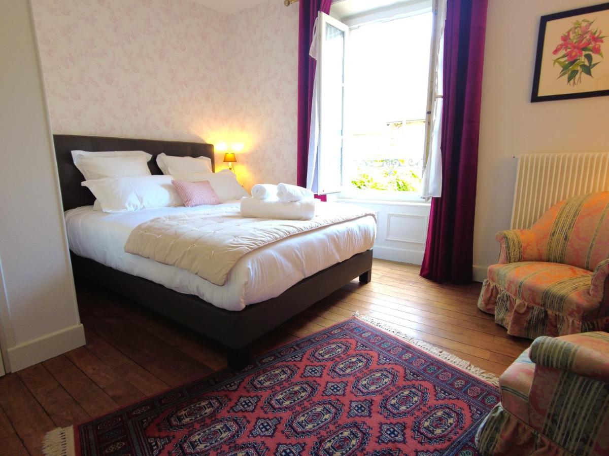 Maison D'Hotes De Charme - Au Lys Blanc Châteauroux エクステリア 写真