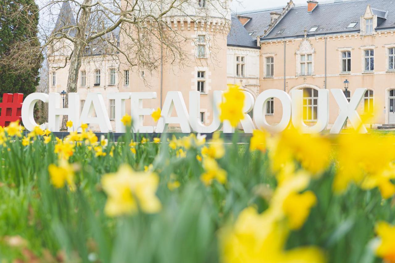 Maison D'Hotes De Charme - Au Lys Blanc Châteauroux エクステリア 写真
